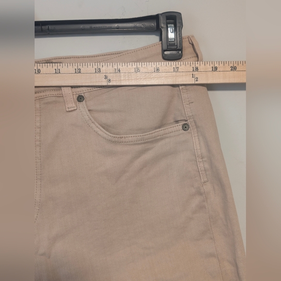 Blank NYC Wooster Slim Fit Shorts Tan Beige Size 38 NWT 10.5" Inseam $78 MSRP - Picture 10 of 15